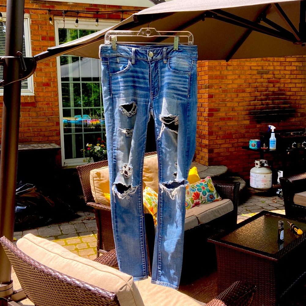 American Eagle super super stretch